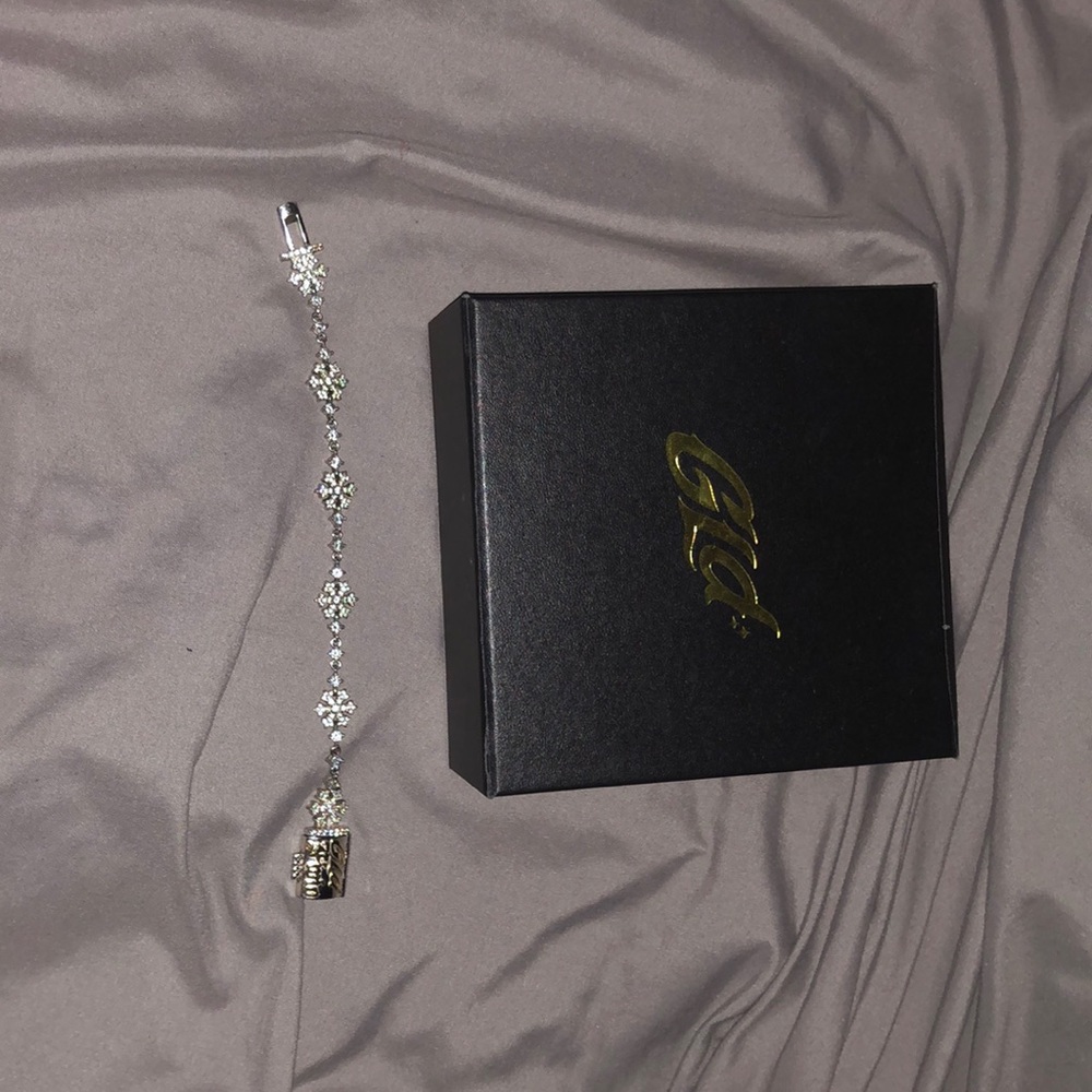 GLD authentic white gold plated bracelet